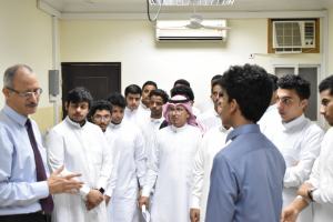 Students of King Abdullah Secondary School (Tatweer) in Al-Qunfudhah Visit Al-Qunfudhah College of Health Sciences